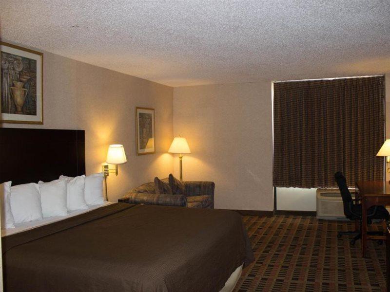 Days Inn By Wyndham Amarillo East Экстерьер фото
