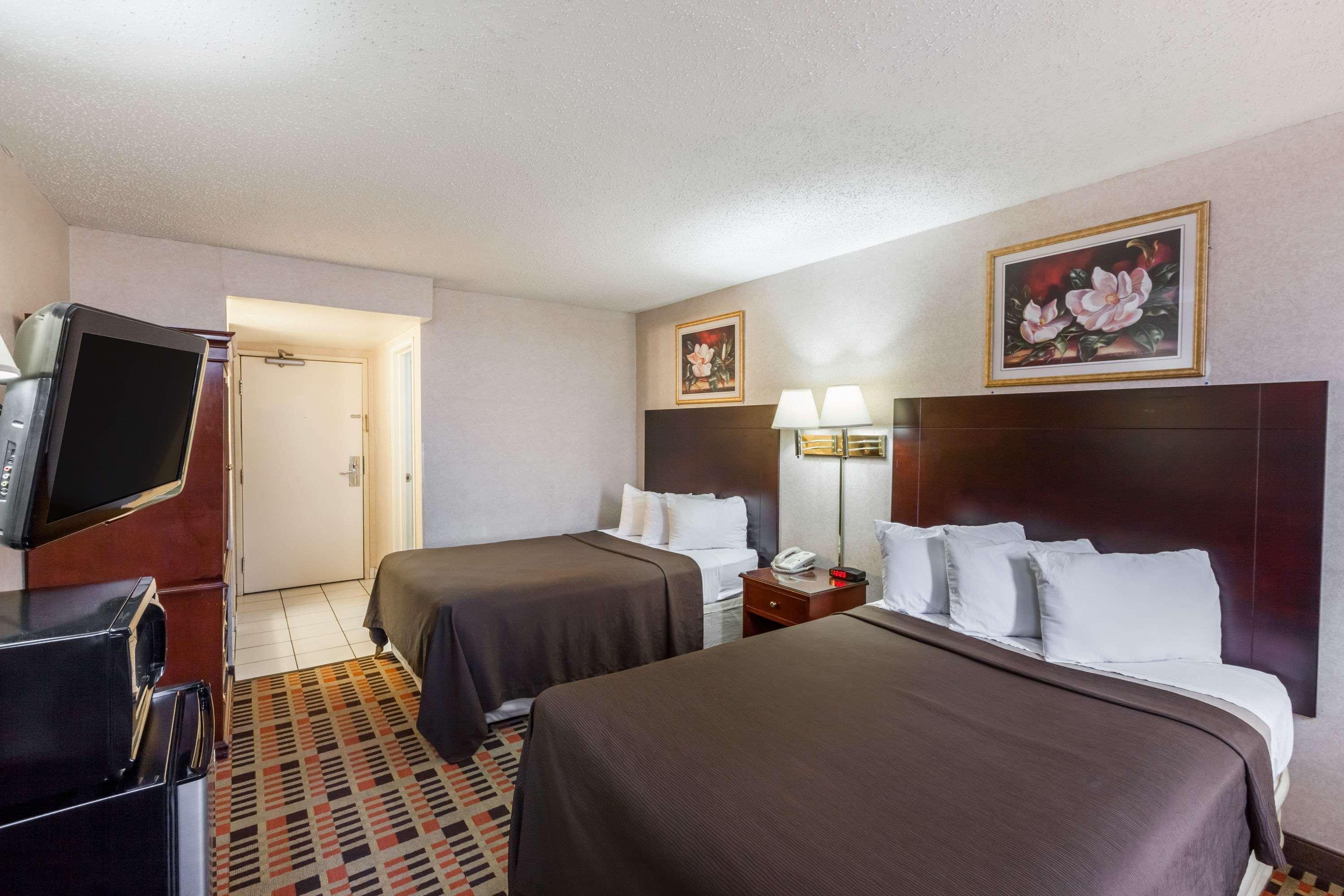 Days Inn By Wyndham Amarillo East Экстерьер фото